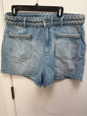 Denim&Co Light Blue Braided Waist Denim Shorts
